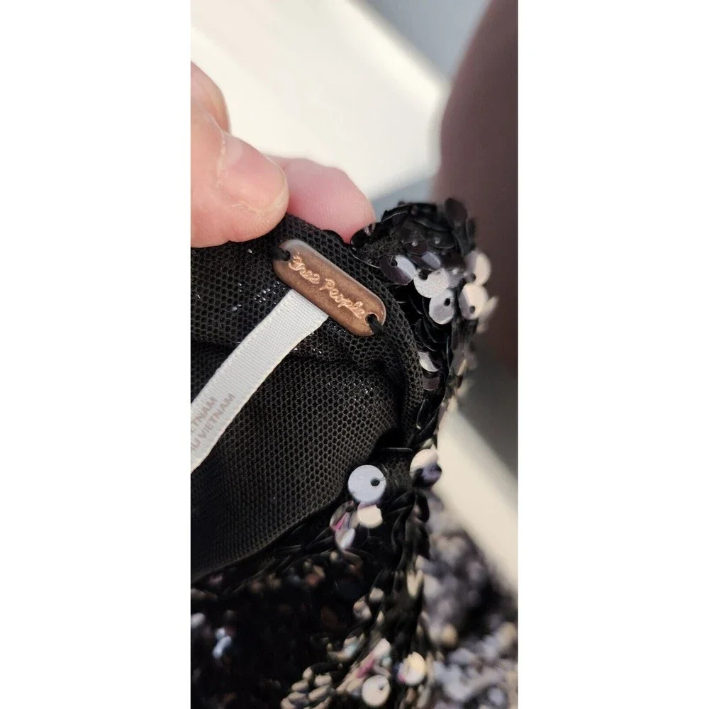 Free People‎ Moonstruck Black Sequin Open Back Top Womens Size Small Long Sleeve